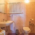 Dimora Rosso Piceno Oda ve Kahvaltı