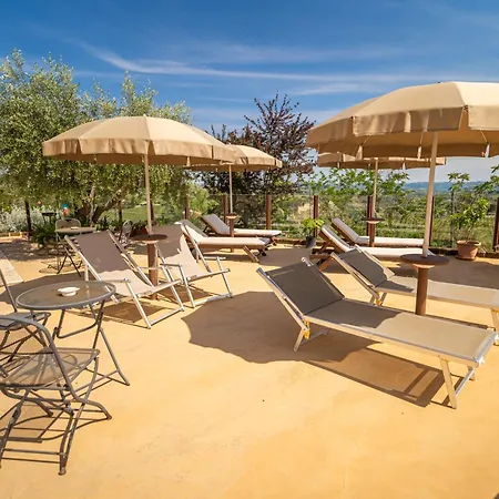 Bed & Breakfast Dimora Rosso Piceno 3*