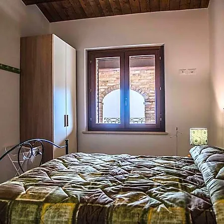 Bed and Breakfast Dimora Rosso Piceno 3*